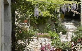 Residenza di Paese Castello del Poggio